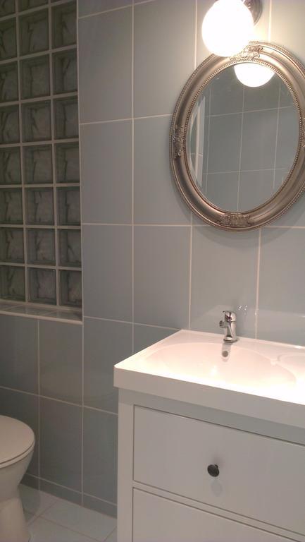 Apartman 4 You Westend Budapest Phòng bức ảnh